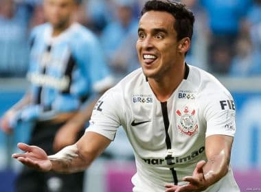 'Todos os jogos são importantes', avisa Jadson após vitória corintiana sobre o Grêmio