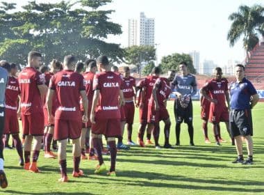 Doriva testa nova formação do Atlético-GO e avisa que último treino será fechado
