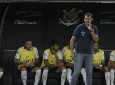 Time misto do Corinthians vence na Sul-americana e agrada Fábio Carille
