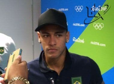 Prefeitura de Paris dá aval para Neymar ser apresentado em ponto turístico, diz TV