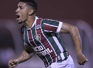 Técnico do Fluminense indica volta de Douglas e Robinho entre relacionados