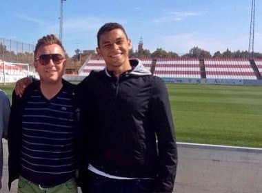 Em avaliação no Sevilla, zagueiro do Vitória afirma: ‘Uma boa experiência’