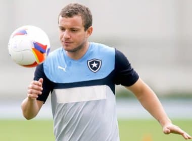 Vitória aguarda rescisão de Marcelo Mattos com o Botafogo para oficializar contratação