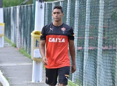 Afastado do Vitória, Leílson é impedido de treinar no Barradão