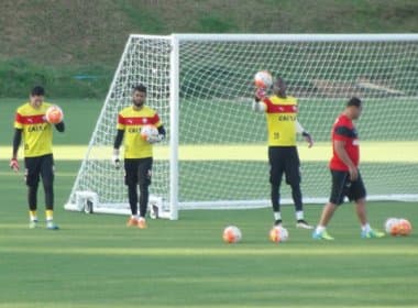 Vitória se reapresenta e treina com bola da Copa Sul-Americana