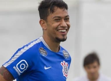 Sinval Vieira revela interesse do Vitória por Lucca, do Corinthians; Inter está na briga