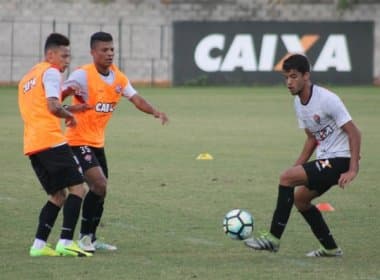 Vitória inicia preparação para pegar o Palmeiras; Bruno Bispo é reintegrado