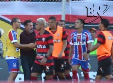 Kanu e Bryan prestam queixa na delegacia contra três atletas do Bahia