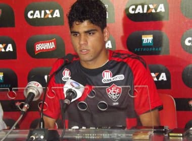 Daniel Borges é apresentado e espera fazer boa temporada no Vitória