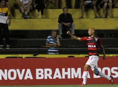 Vitória marca gol 1000, mas empata com Criciúma e se complica na busca pela Libertadores