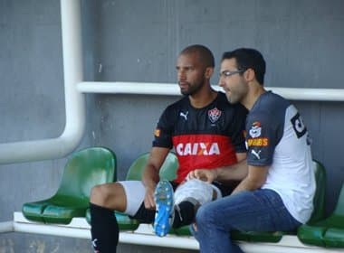 Kadu sente desconforto muscular e vira dúvida contra o Flamengo