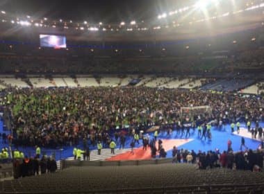 Em jogo de rúgbi, Stade de France reabre neste sábado após atentados em Paris