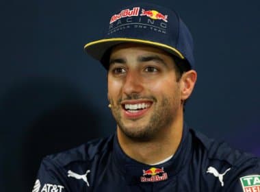 Ricciardo bate Mercedes em Mônaco e faz primeira pole da carreira na F1