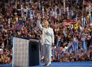 Campanha de Hilary Clinton afirma que foi alvo de hackers