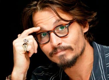 Johnny Depp cortou ponta do dedo em escândalo por suposta traição de Amber