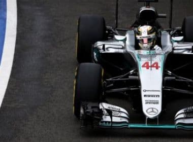 Hamilton dá troco em Rosberg e fecha sexta-feira em primeiro na Malásia