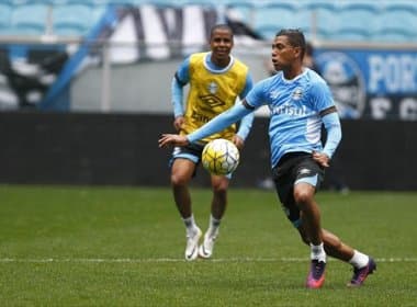 Renato fecha treino, mas deve repetir escalação do Grêmio para pegar o Cruzeiro