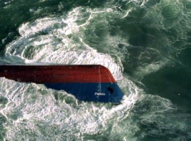 Pelo menos 20 morreram em naufrágio na Malásia; barco transportava 90 pessoas