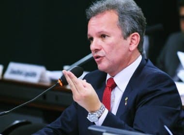 Sem apoio declarado, PDT lança André Figueiredo à presidência da Câmara