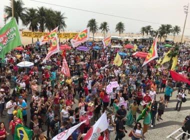 Multidão no Rio protesta contra Michel Temer e pede eleições diretas