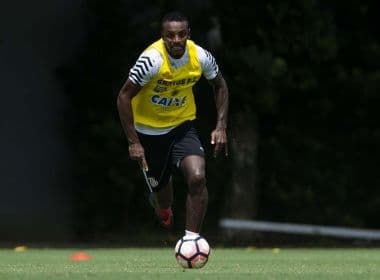 São Paulo faz proposta oficial para contratar o zagueiro Cleber, do Santos