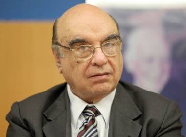 Oposição pedirá na CCJ substituição de Bonifácio na relatoria de denúncia