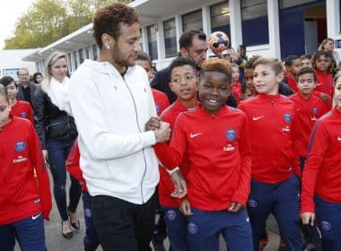 Com dores na coxa, Neymar desfalcará PSG neste sábado em duelo do Francês