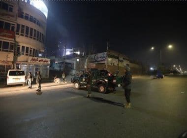 Afeganistão: Número de mortos em ataque a hotel sobe para 18