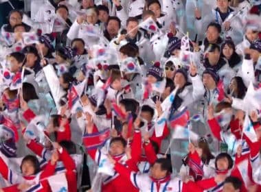 Cerimônia encerra Olimpíada de Inverno com Coreias lado a lado