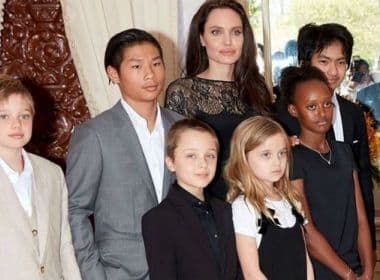 Angelina Jolie pode perder guarda dos filhos se limitar contato deles com Brad Pitt