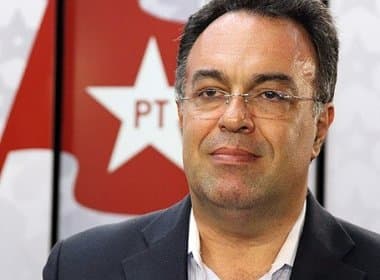 André Vargas pede desfiliação do PT