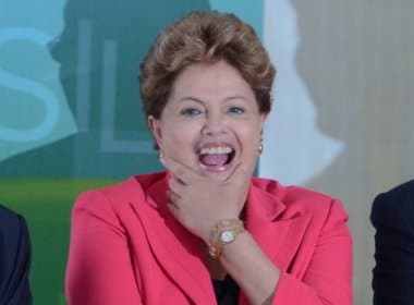 Após PT pedir convocação de Aécio à CPI, PSDB quer Dilma