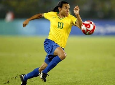 Brasil perde amistoso de futebol feminino para França