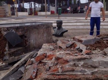MP pede recolocação de estátua de Costa e Silva em praça no RS