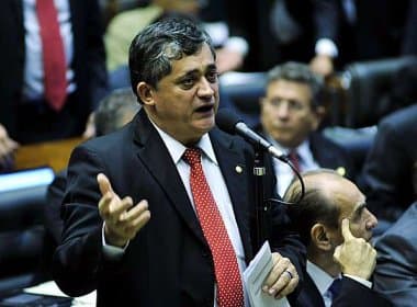 Planalto formaliza indicação de José Guimarães para liderança do governo na Câmara