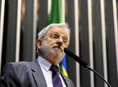 Ivan Valente pede destituição de parlamentares da CPI da Petrobras
