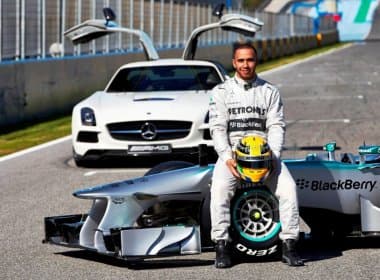 Hamilton ironiza críticas da Red Bull e lembra que equipe já dominou a F1