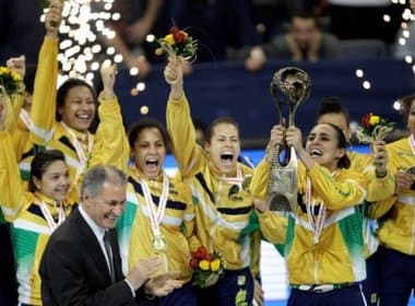 Campeã, seleção feminina de handebol corre risco de não participar de Mundial