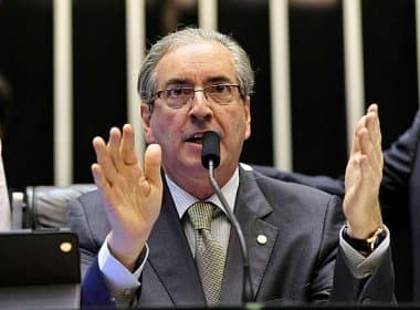 Eduardo Cunha volta a criticar PT e diz que partido não vai ganhar &#039;no pau&#039;