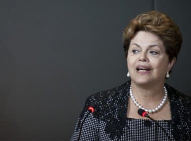 Dilma é &#039;o fantasma do Planalto&#039;, diz a revista inglesa The Economist