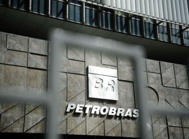 Ao menos mil pessoas estão envolvidas em corrupção dentro da Petrobras, diz diretor
