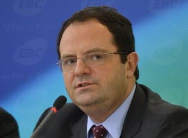 Reajuste do Judiciário é incompatível com estabilidade fiscal, diz Barbosa