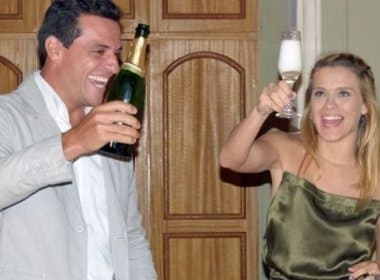 Carolina Dieckman se despede de ‘Salve Jorge’ com bolo e champanhe