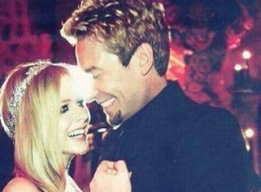 Avril Lavigne usa Instagram para anunciar fim de casamento com Chad Kroeger