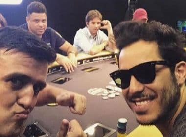 Tomate e Ronaldo participam de campeonato de poker beneficente em São Paulo