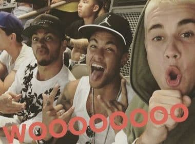 ‘3 reis’: Neymar aparece com Bieber e Hamilton em jogo do Brasil após curtir noite com Selena