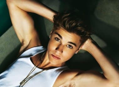 Justin Bieber diz para fãs que está estudando anatomia e fisiologia em faculdade