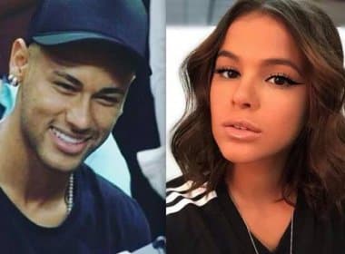 Neymar e Bruna Marquezine assumem o romance no réveillon; Veja foto