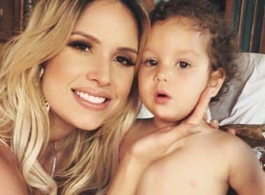 Esposa de Wesley Safadão é criticada ao postar foto da filha usando bolsa avaliada em R$ 8 mil 