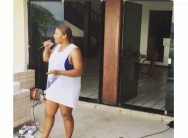 Vídeo mostra Queen Latifah cantando rap e dançando ao som de ‘Popa da Bunda’; assista